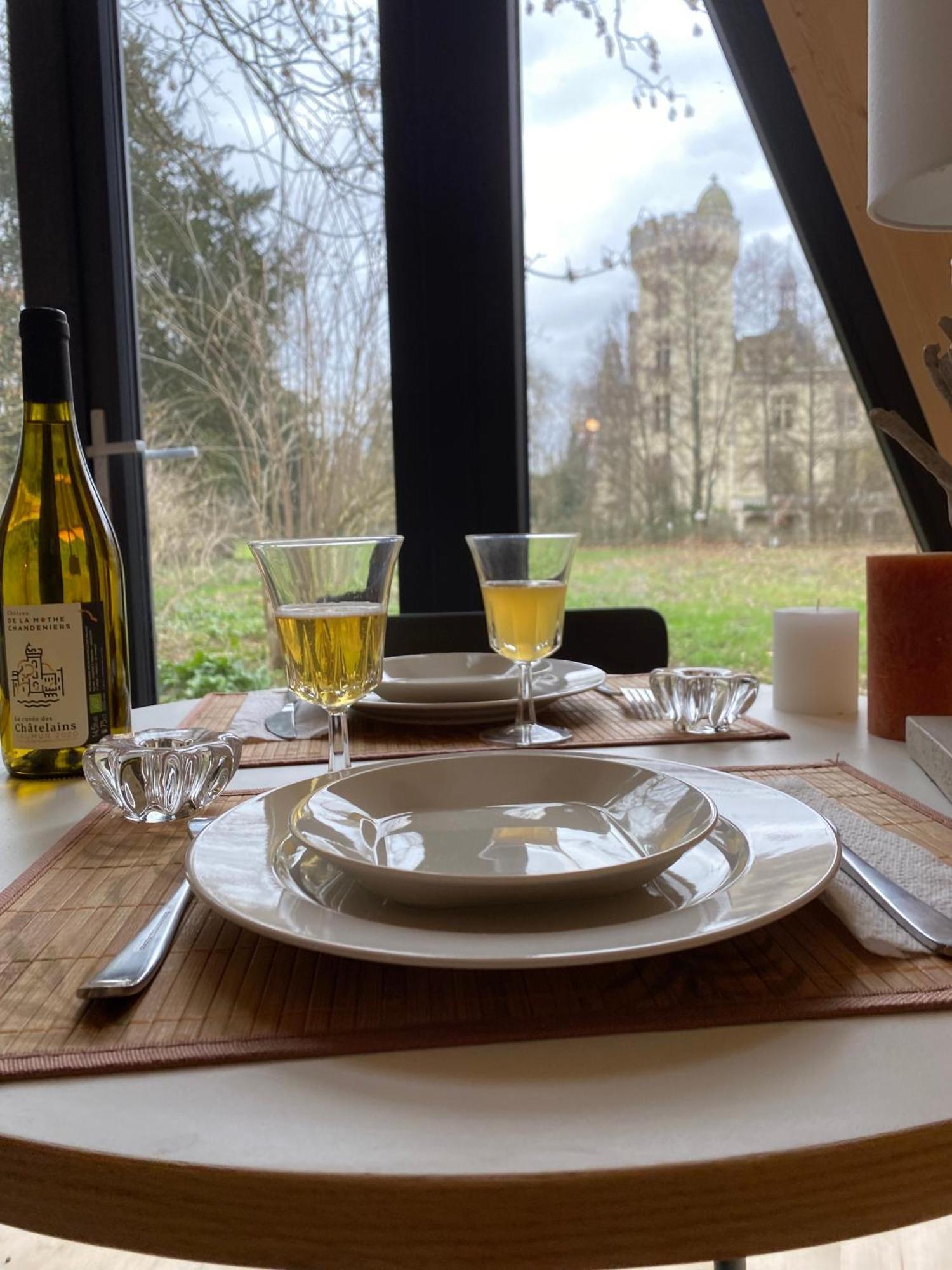 Ecolodges De Reve Dans Un Chateau De Conte De Fees Les-Trois-Moutiers Eksteriør bilde