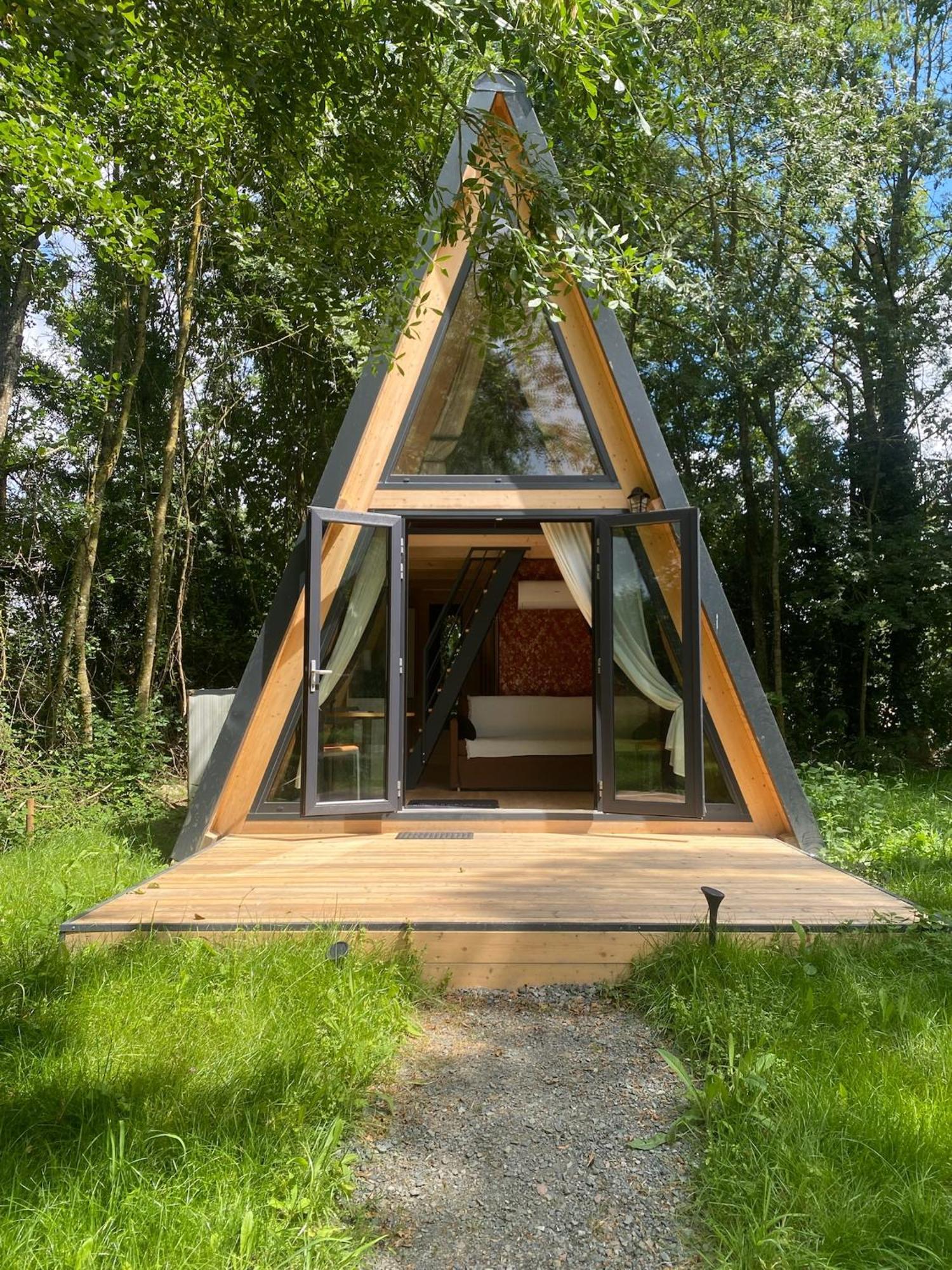 Ecolodges De Reve Dans Un Chateau De Conte De Fees Les-Trois-Moutiers Eksteriør bilde