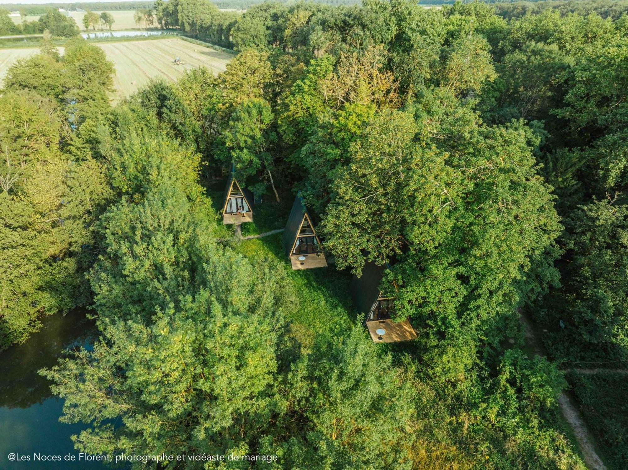 Ecolodges De Reve Dans Un Chateau De Conte De Fees Les-Trois-Moutiers Eksteriør bilde
